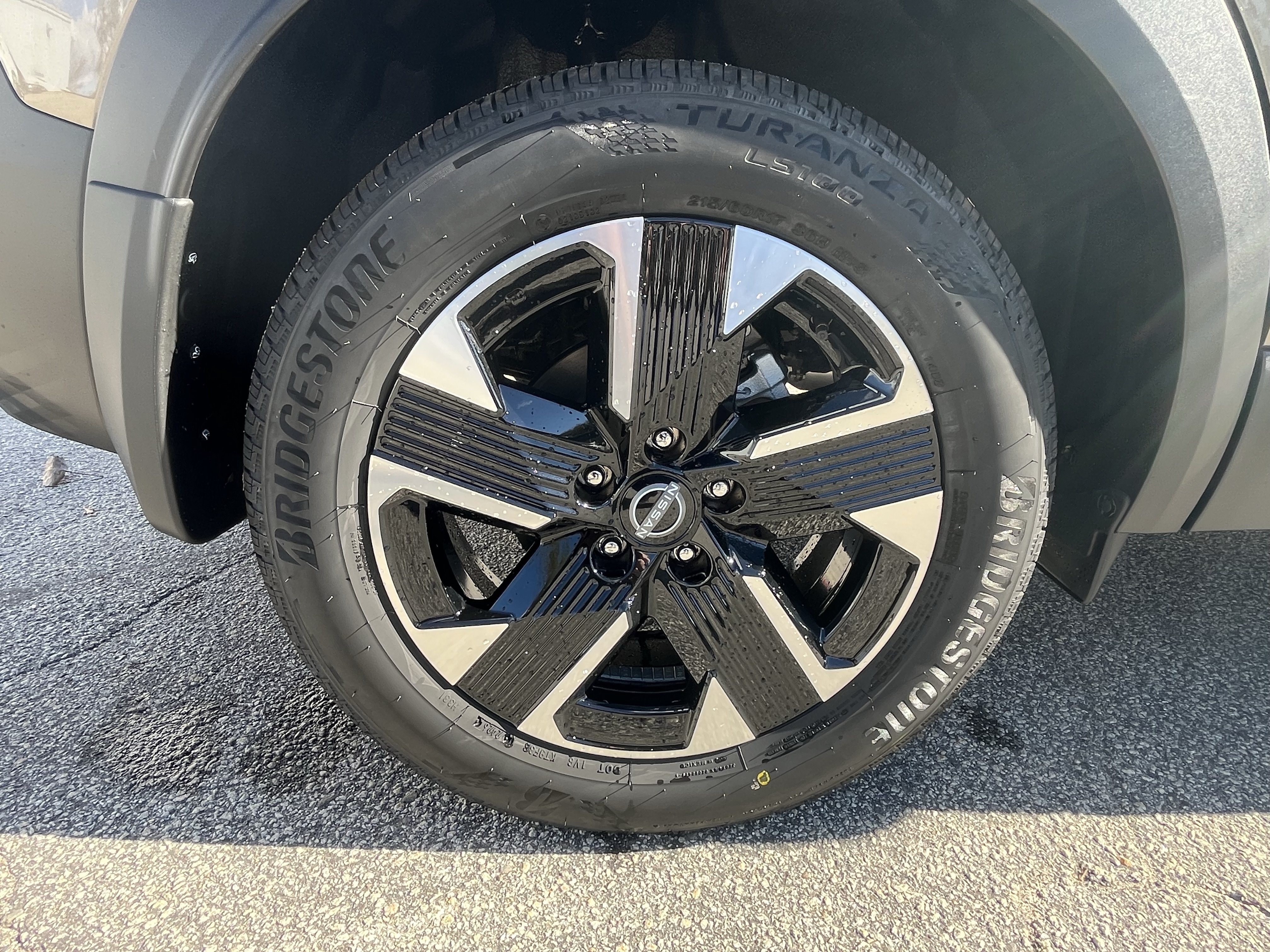 New 2027 Nissan Kicks SV AWD/4WD image 9
