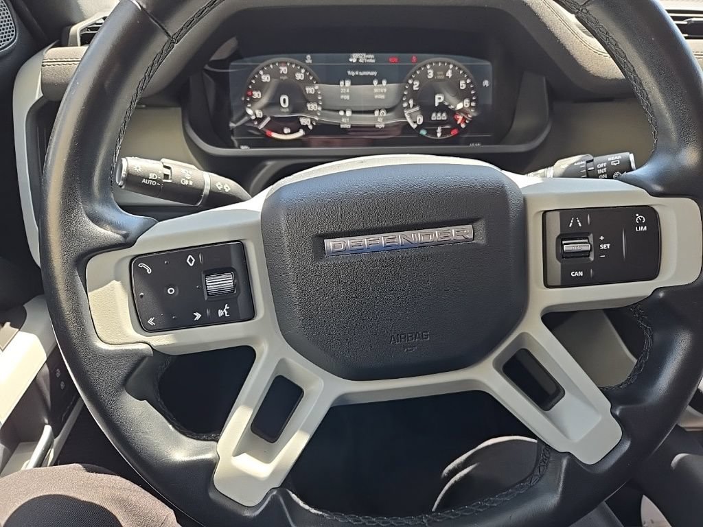 Used 2023 Land Rover Defender 110 S AWD/4WD image 17