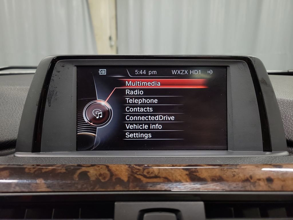 Used 2015 BMW 328i xDrive Sedan w/ Premium Package image 20