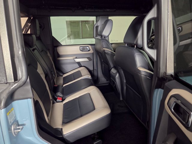 Used 2023 Ford Bronco Wildtrak AWD/4WD image 28