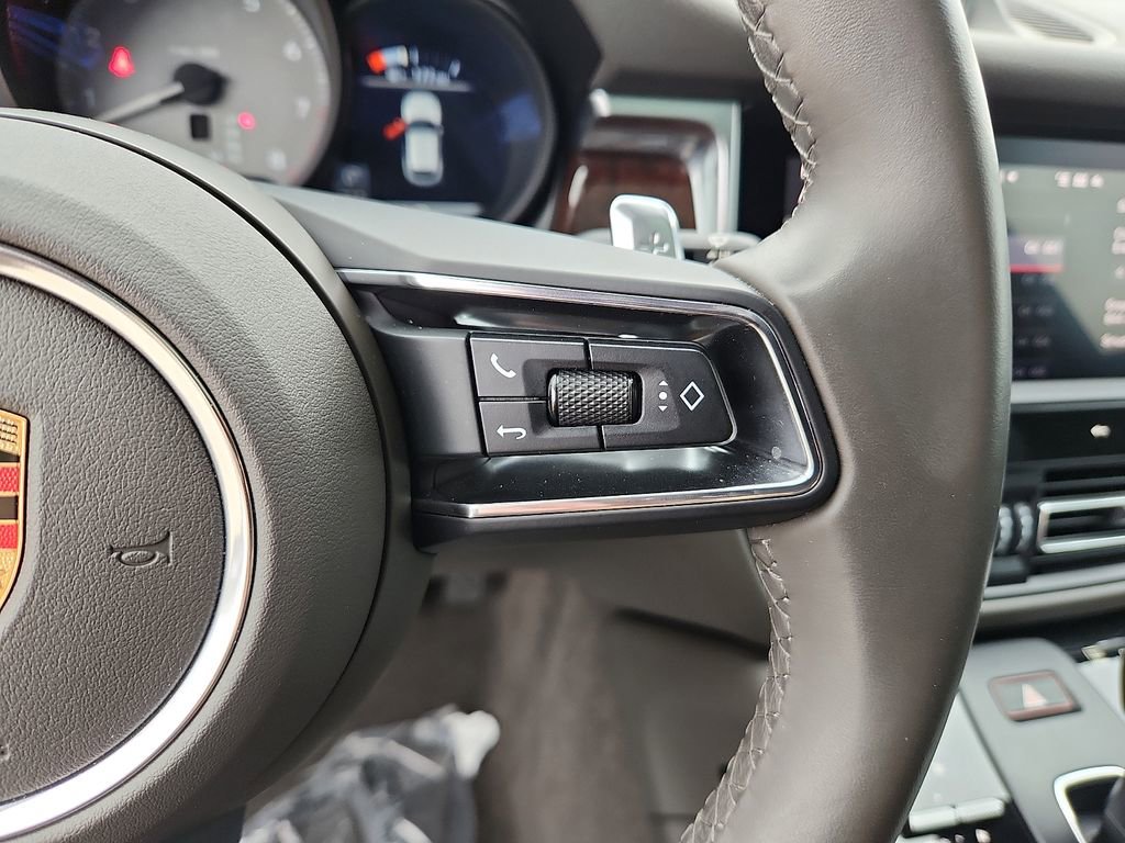 Certified 2023 Porsche Macan S image 23