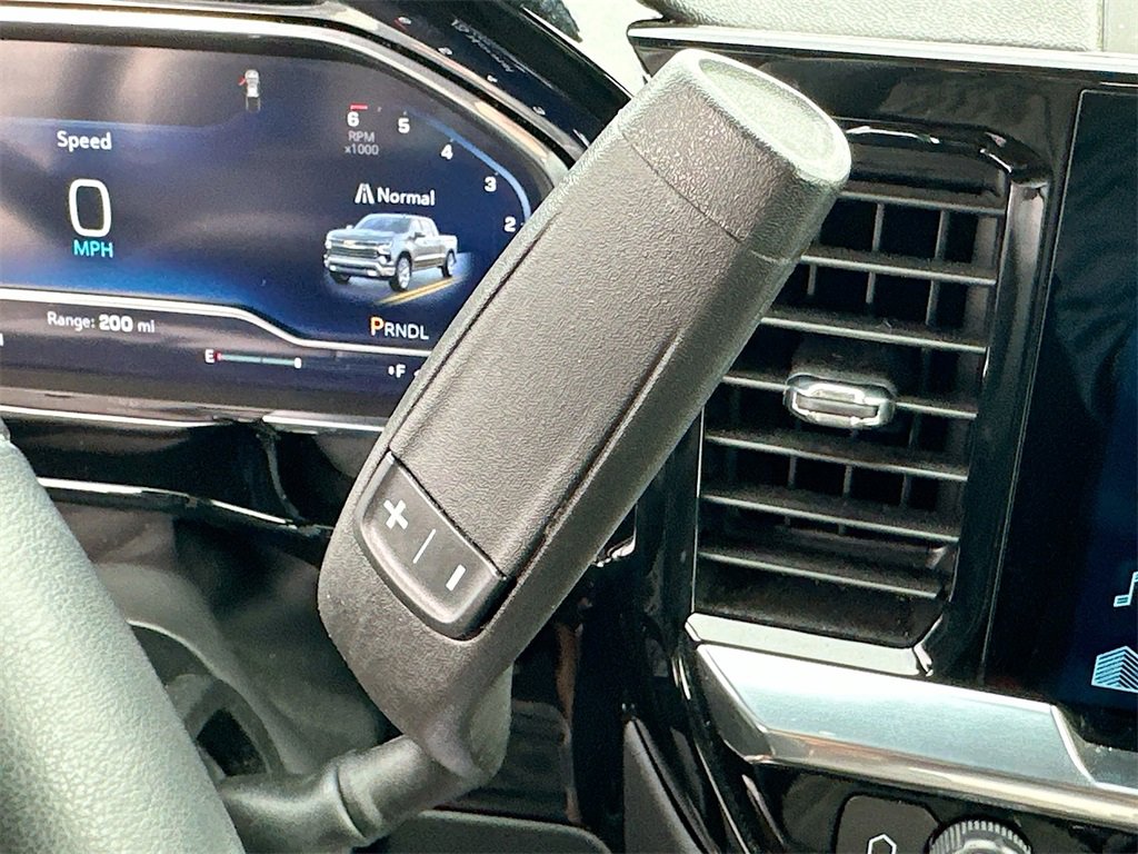 Certified 2025 Chevrolet Silverado 1500 LT image 16