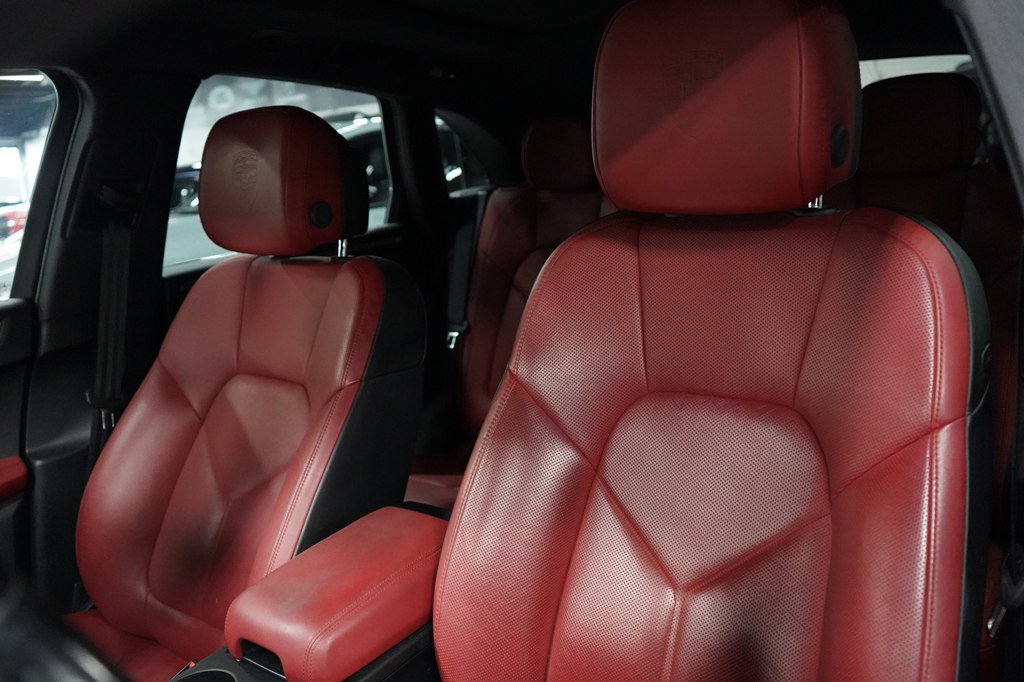 Used 2020 Porsche Macan S AWD/4WD image 10