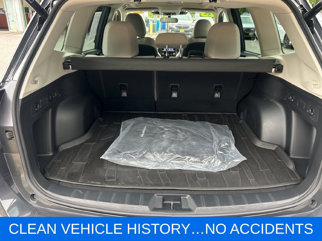 Certified 2023 Subaru Forester Premium AWD/4WD image 2