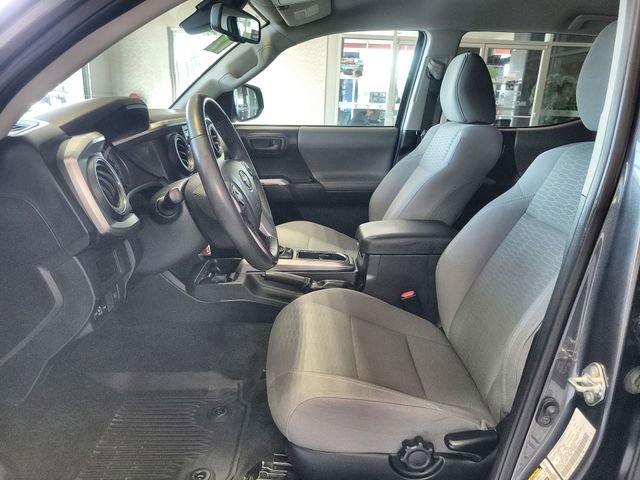Used 2019 Toyota Tacoma SR5 RWD image 12