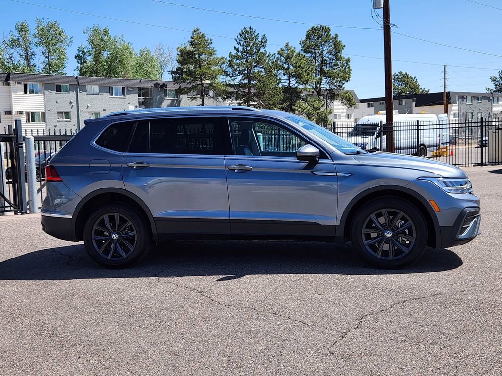 Certified 2024 Volkswagen Tiguan SE FWD image 4