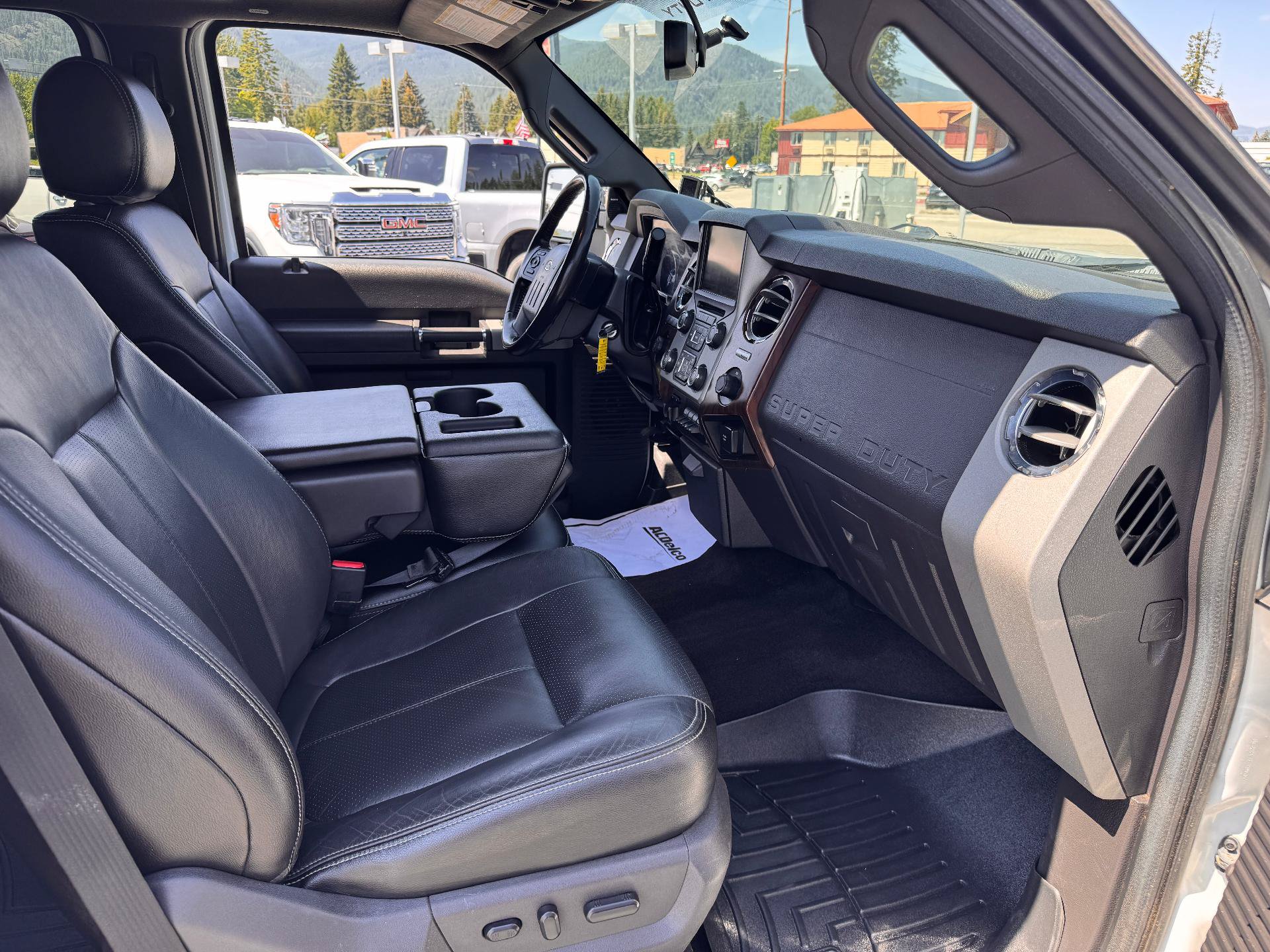 Used 2013 Ford F350 Lariat w/ Lariat Ultimate Pkg AWD/4WD image 16