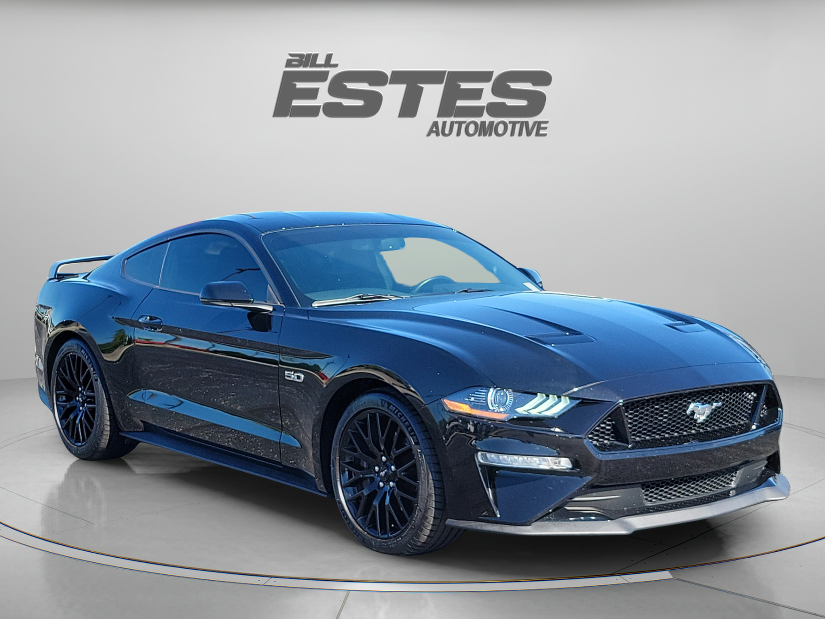 Used 2019 Ford Mustang GT Premium w/ GT Performance Package RWD image 5