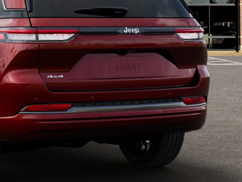 New 2026 Jeep Grand Cherokee Limited image 13