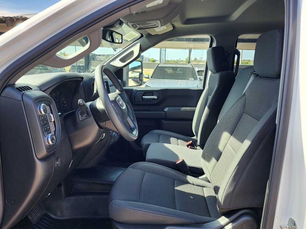 New 2026 GMC Sierra 2500 Pro w/ Convenience Package image 18