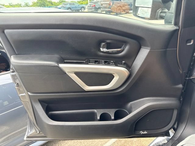 Used 2019 Nissan Titan PRO-4X w/ Pro-4x Utility Package AWD/4WD image 10