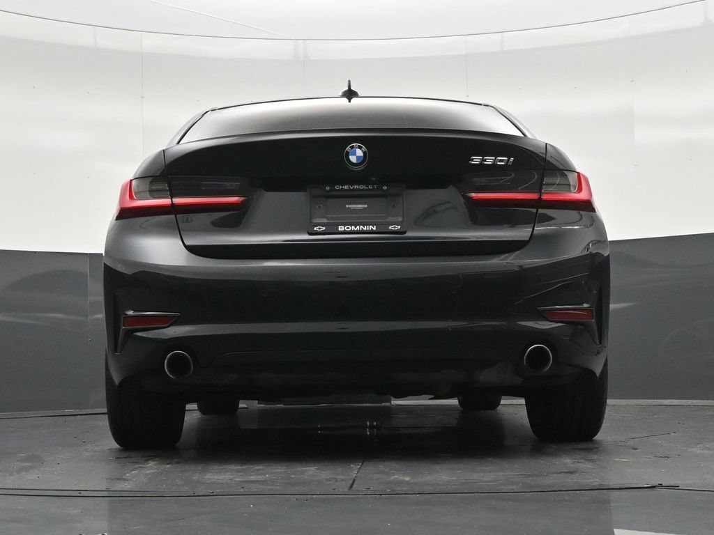 Used 2021 BMW 330i Sedan w/ Premium Package RWD image 26