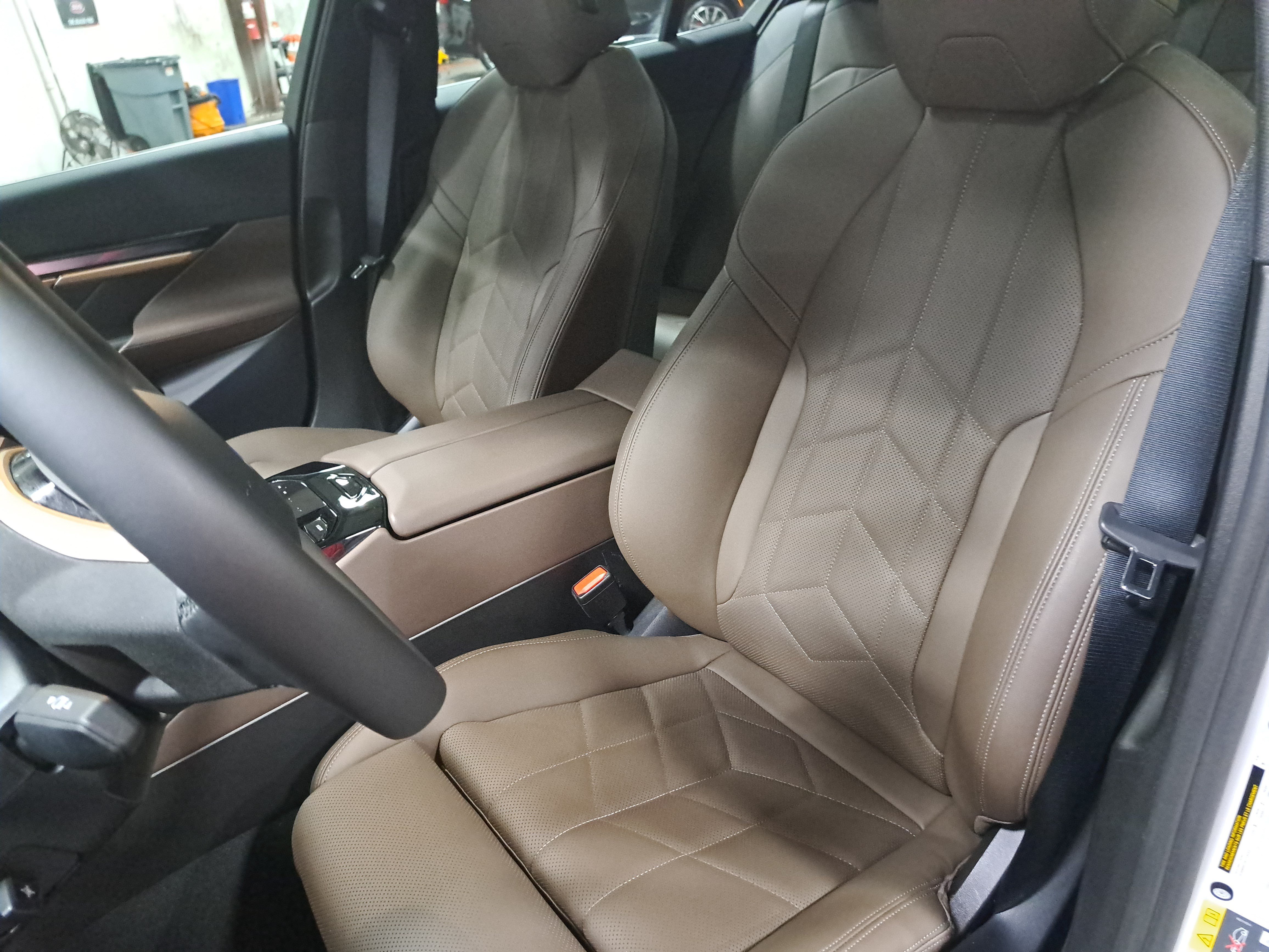 Used 2026 BMW i5 eDrive40 RWD image 17