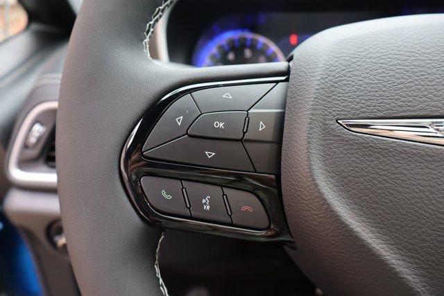 New 2026 Chrysler Pacifica Select w/ S Appearance Package FWD image 14