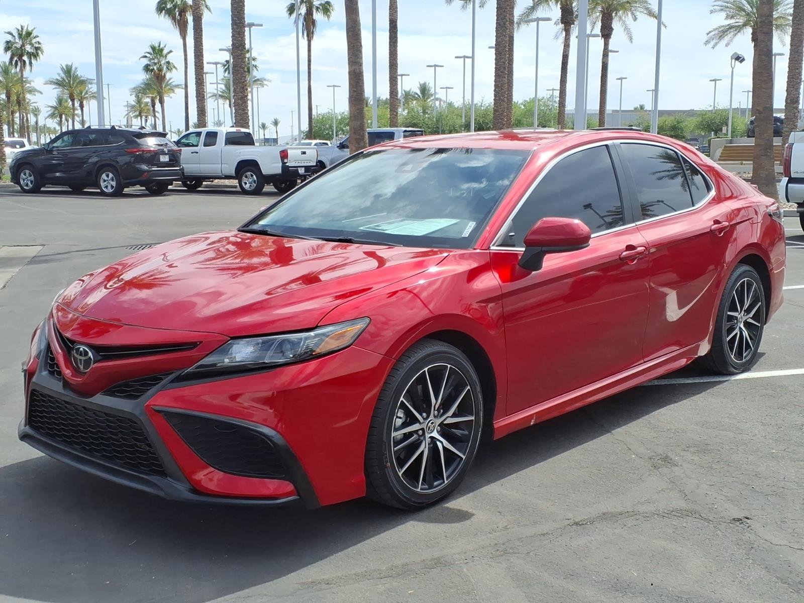 Used 2021 Toyota Camry SE w/ Carpet Mat Package (TMS) FWD image 8