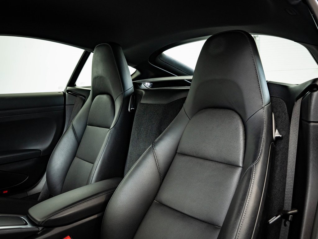 Used 2019 Porsche 718 Cayman S image 22