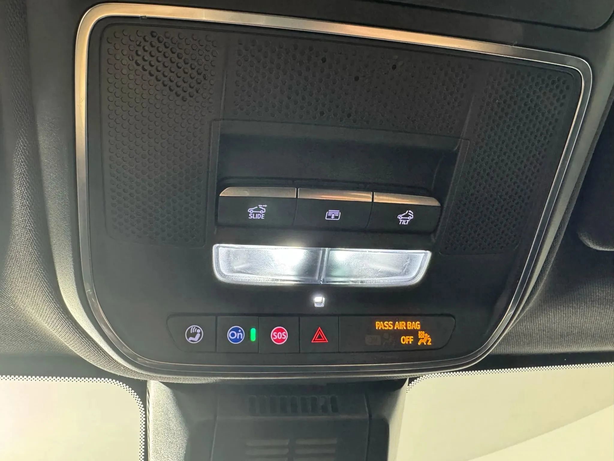 Used 2026 Chevrolet Equinox RS w/ Convenience Package III image 24