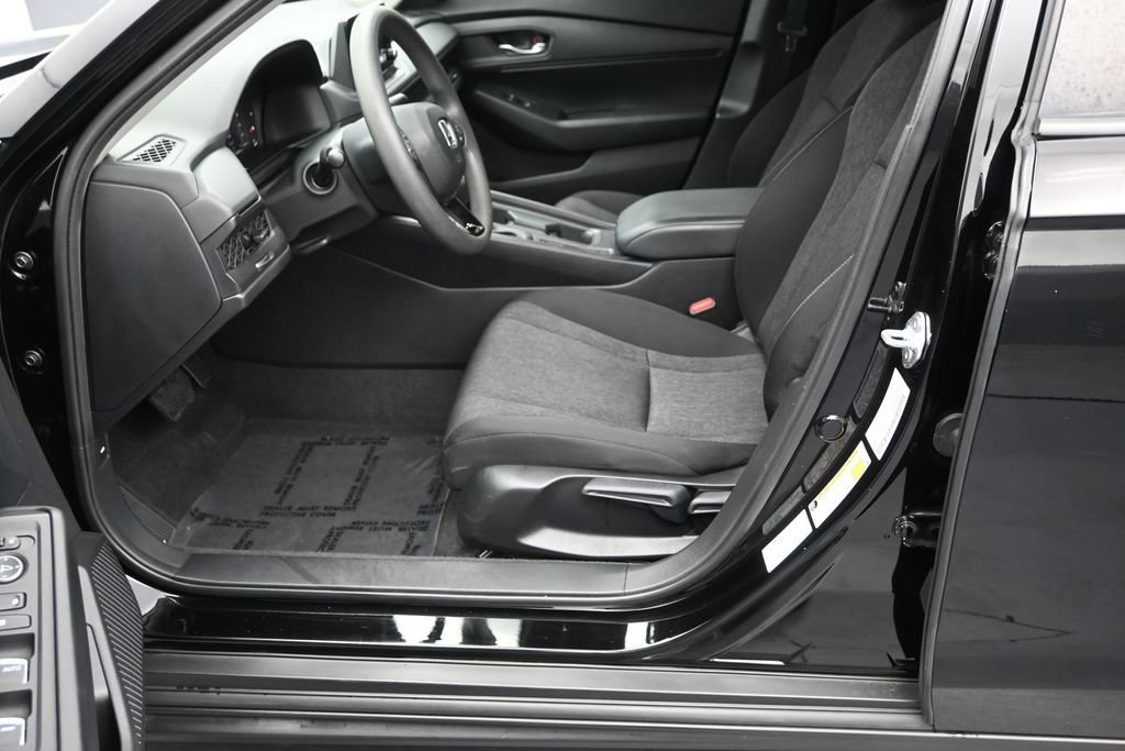 Used 2023 Honda Accord LX image 14