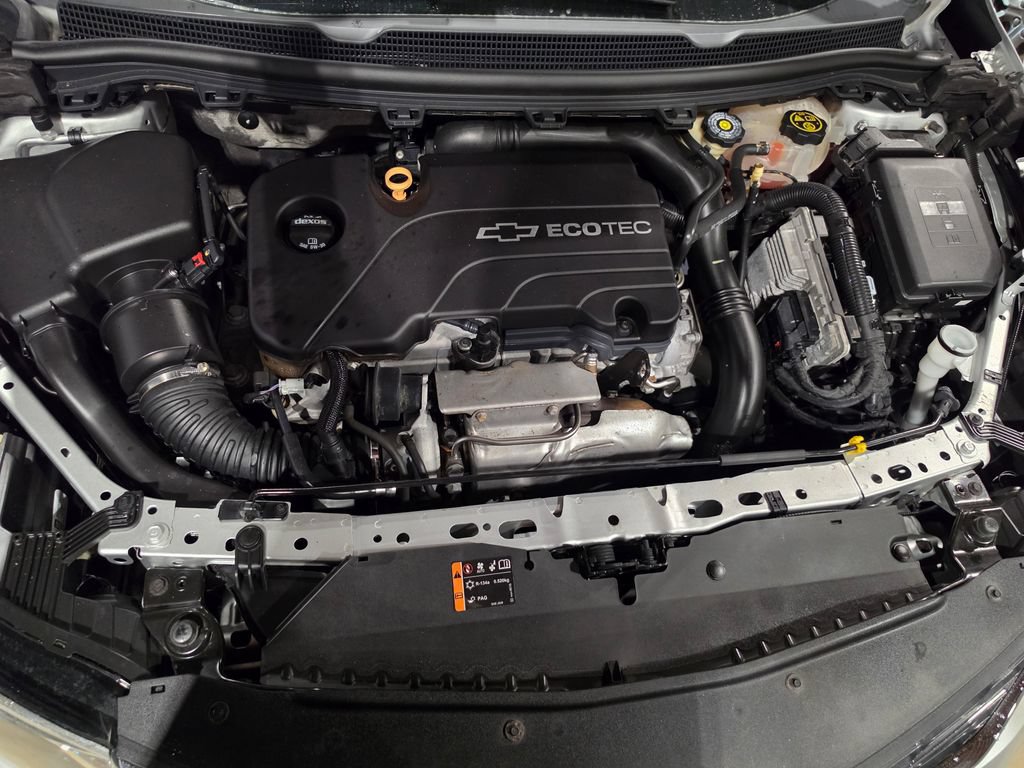 Used 2017 Chevrolet Cruze Premier FWD image 9