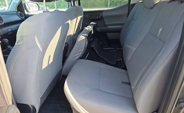 Used 2019 Toyota Tacoma SR w/ SR Convenience Package AWD/4WD image 9