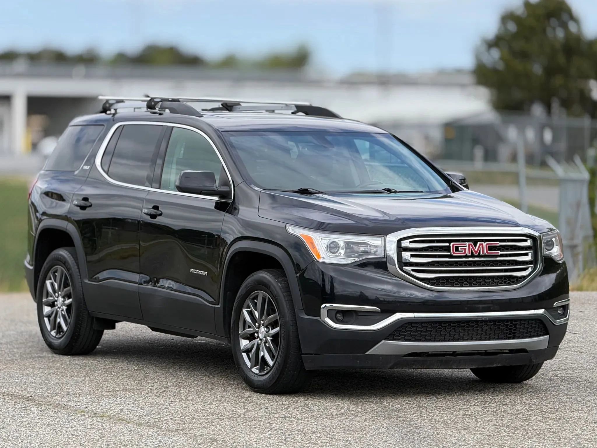 Used 2017 GMC Acadia SLT w/ LPO, Floor Liner Package