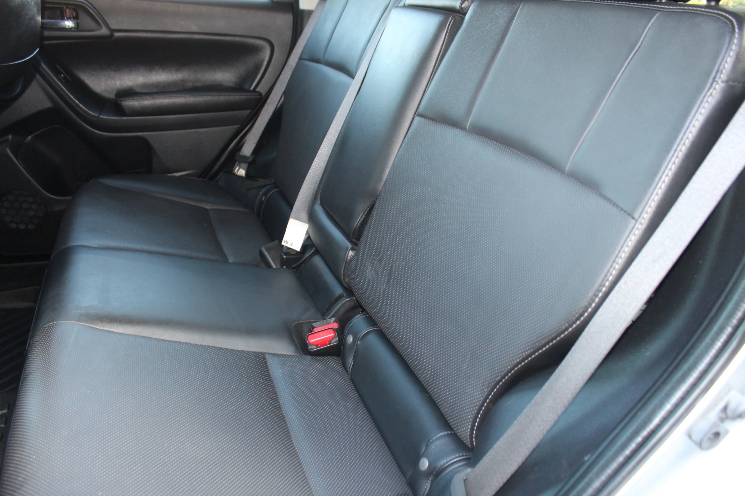 Used 2016 Subaru Forester 2.5i Limited image 12