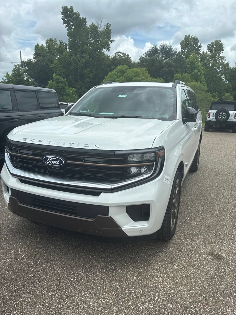 New 2027 Ford Expedition King Ranch AWD/4WD image 1