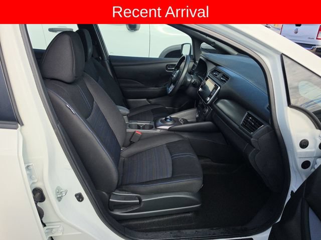 Used 2025 Nissan Leaf S FWD image 8