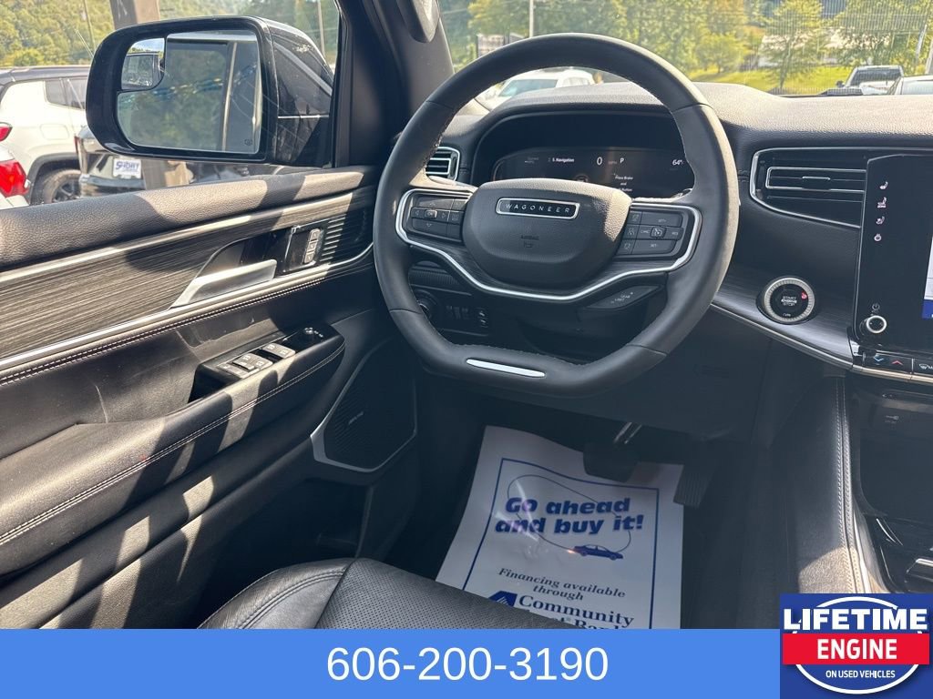 Used 2024 Jeep Wagoneer Series II w/ Flexible Seating Group image 22