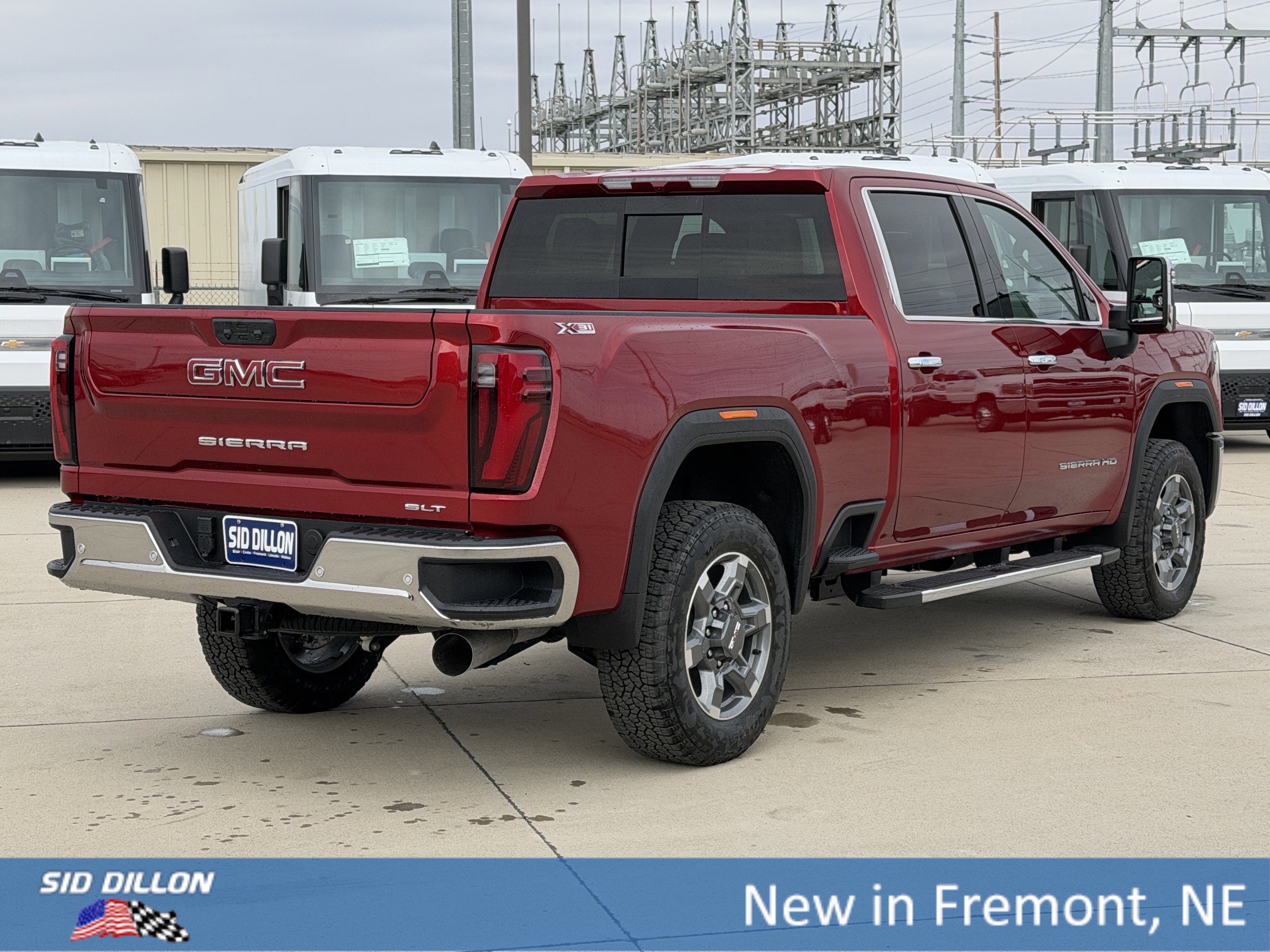 New 2026 GMC Sierra 2500 SLT w/ SLT Premium Package AWD/4WD image 4
