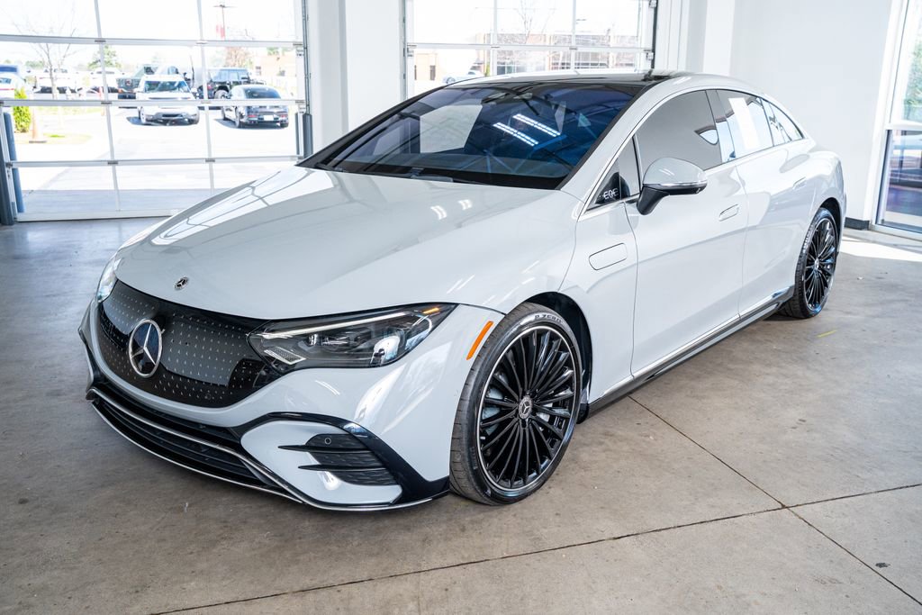 Used 2023 Mercedes-Benz EQE 500 4MATIC Sedan image 11