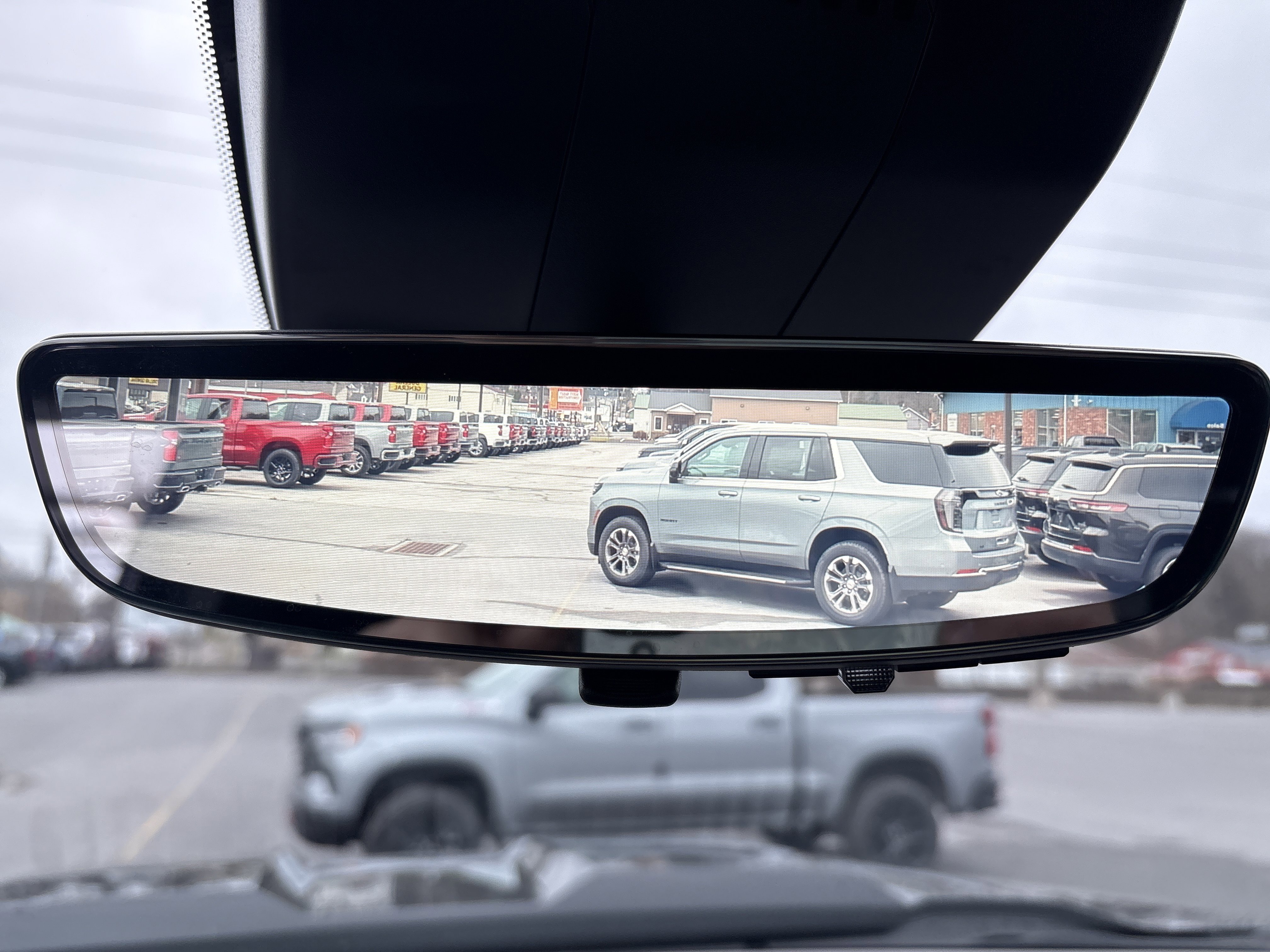 Used 2025 Chevrolet Silverado 1500 ZR2 w/ Technology Package image 43