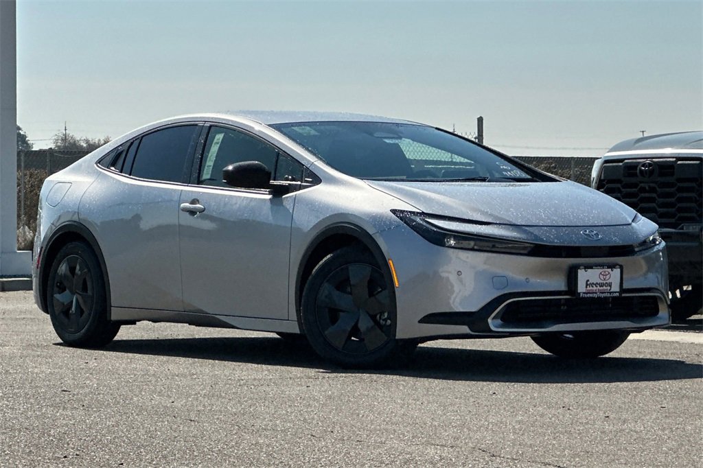 New 2026 Toyota Prius Plug-In Hybrid image 2