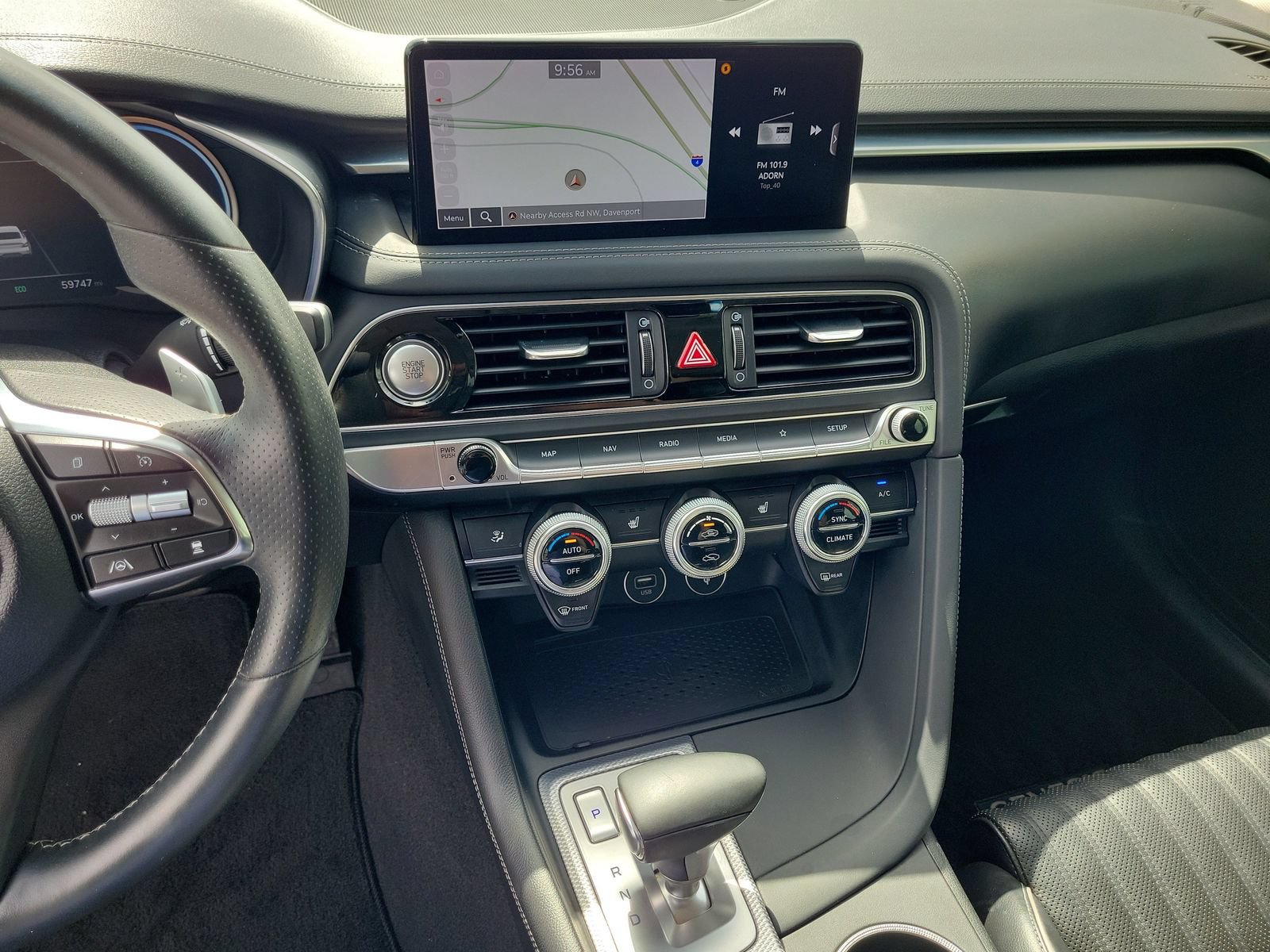 Used 2022 Genesis G70 2.0T w/ Prestige Package RWD image 22