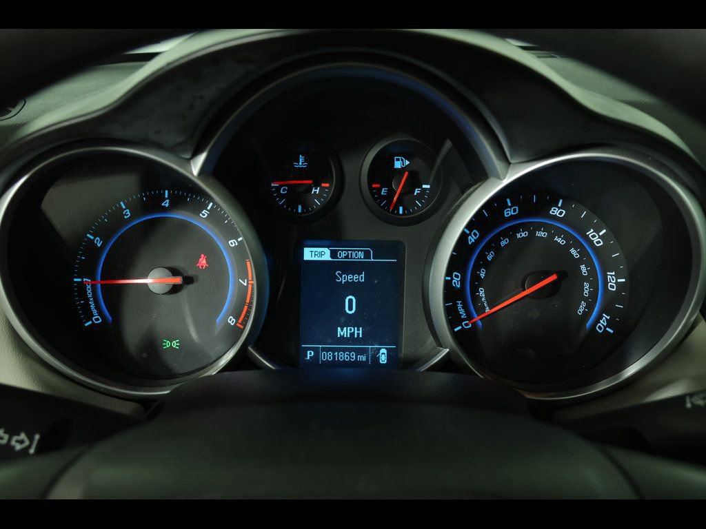 Used 2014 Chevrolet Cruze LS FWD image 18