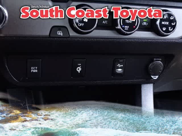 Used 2017 Toyota Tacoma TRD Sport RWD image 33