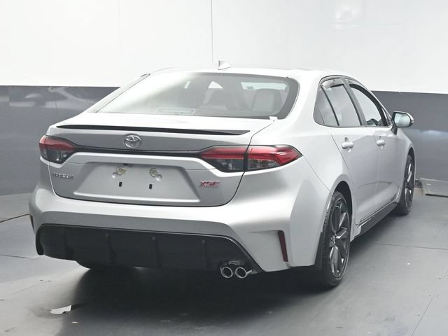 Used 2025 Toyota Corolla XSE FWD image 7