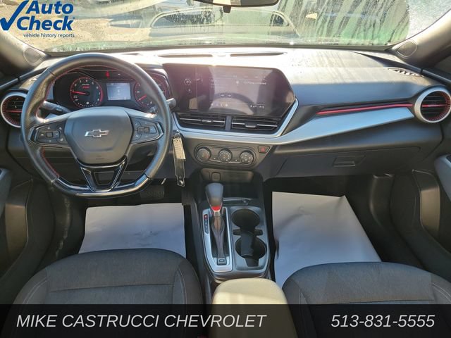 Used 2025 Chevrolet Trax RS w/ Driver Confidence Package FWD image 10