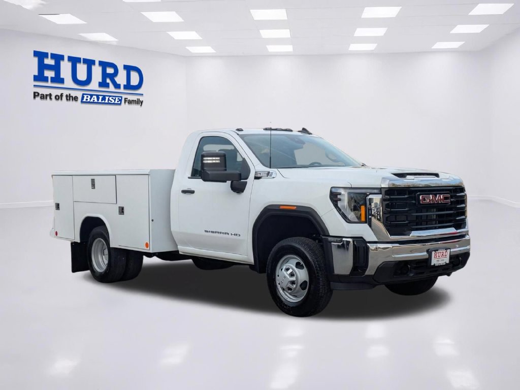 New 2025 GMC Sierra 3500 Pro w/ Convenience Package