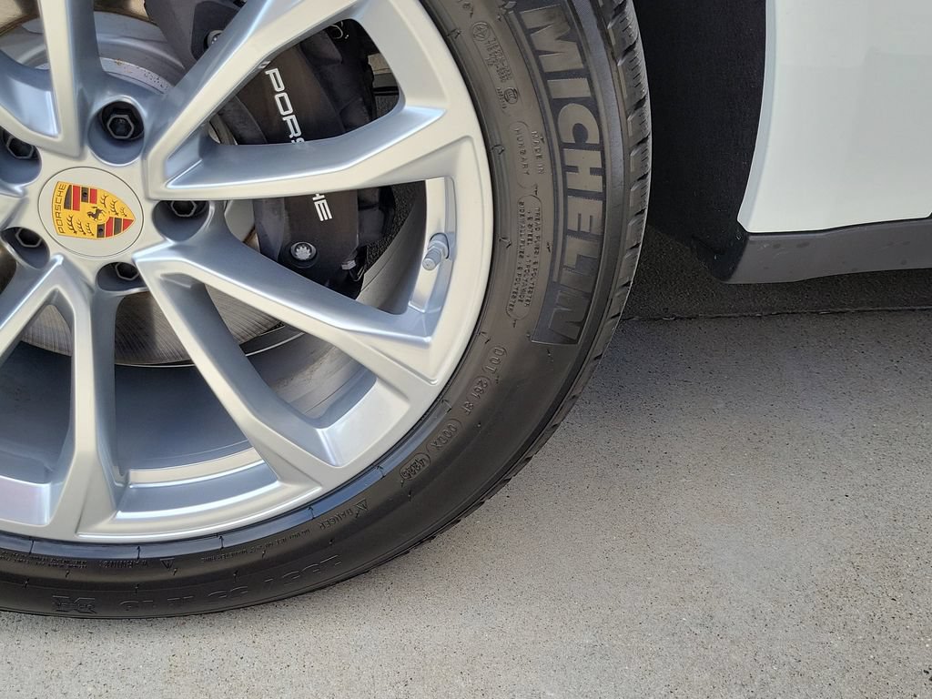 New 2026 Porsche Macan AWD/4WD image 13