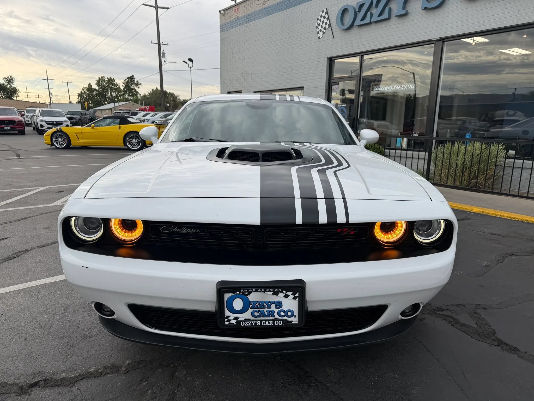 Used 2018 Dodge Challenger R/T Plus RWD image 3