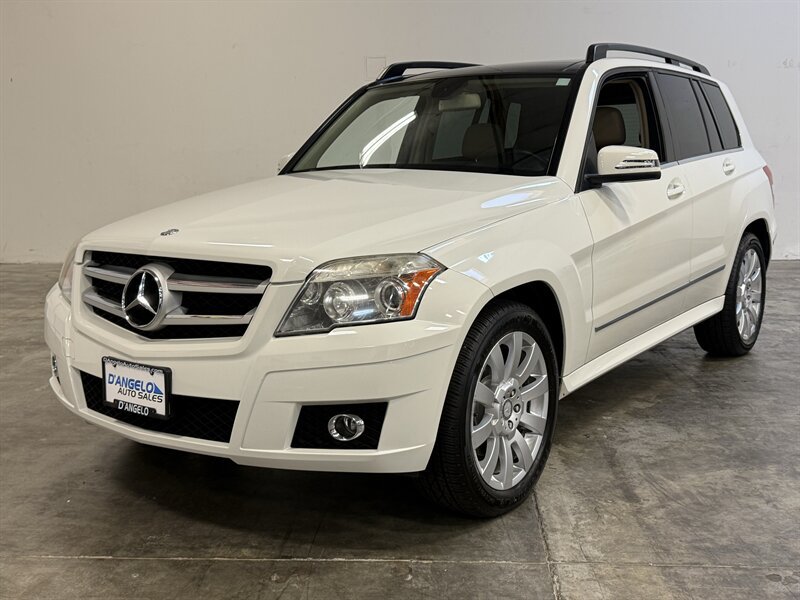 Used 2012 Mercedes-Benz GLK 350 4MATIC image 3