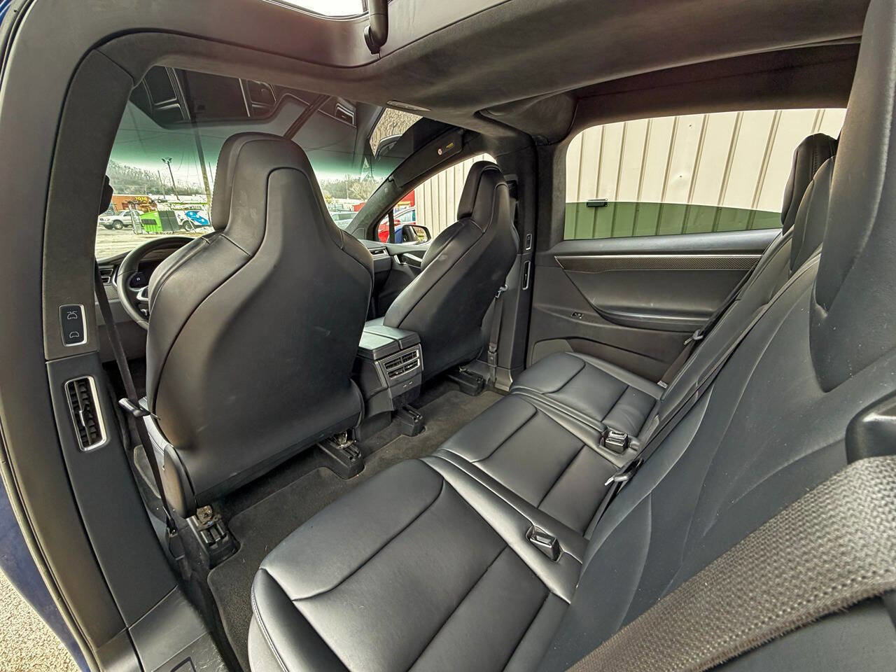 Used 2017 Tesla Model X 75D image 23