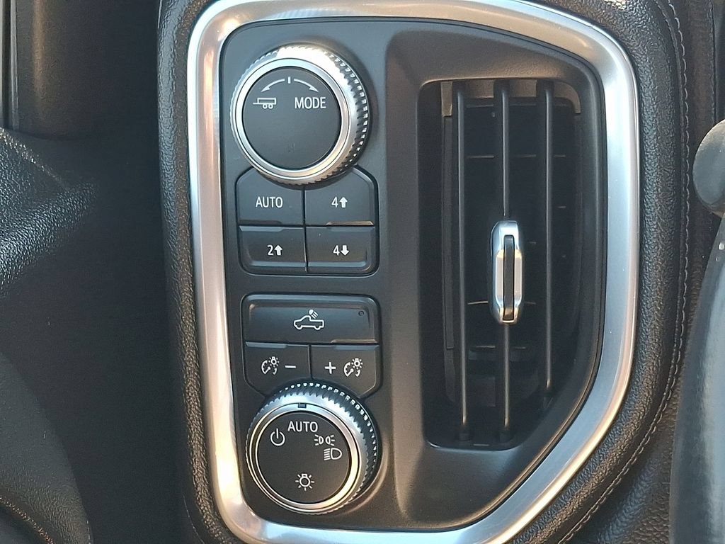 Used 2020 GMC Sierra 1500 SLE w/ SLE Value Package AWD/4WD image 24