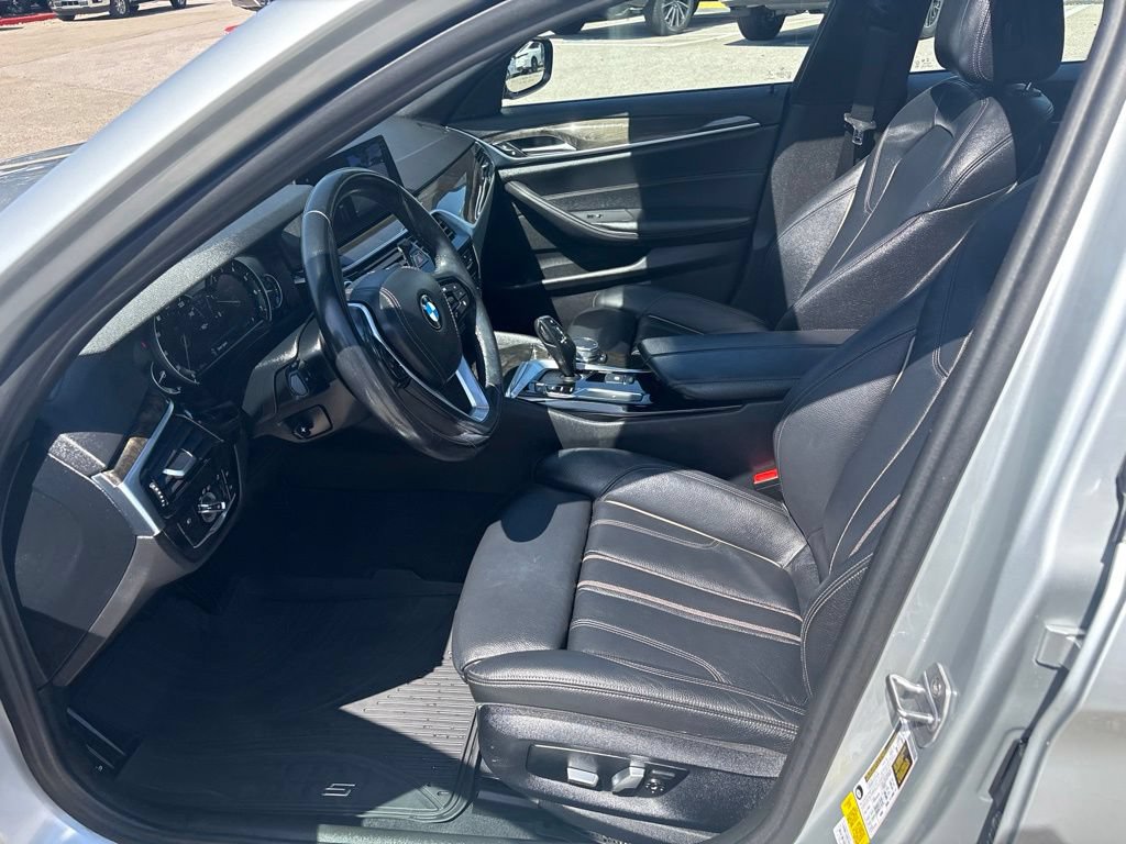 Used 2018 BMW 540i RWD image 17
