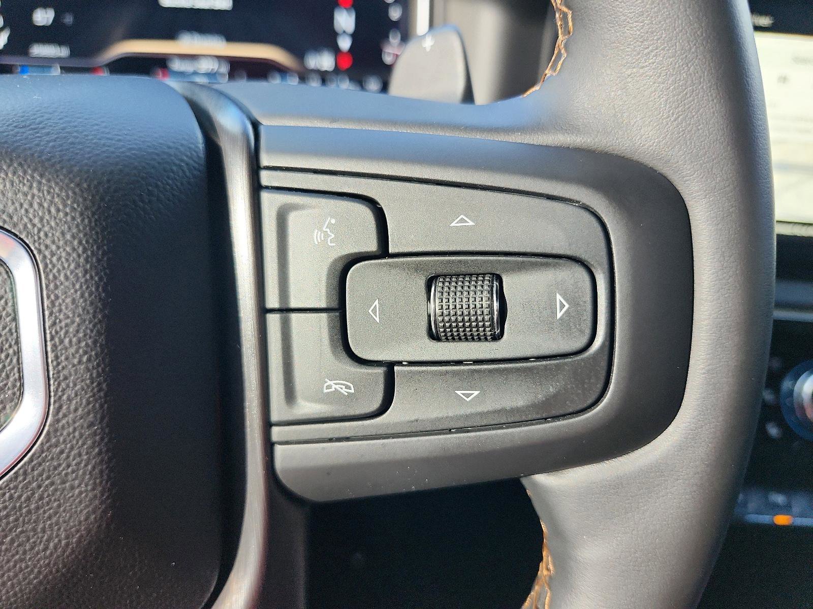 Used 2025 GMC Sierra 1500 AT4 w/ AT4 Premium Package image 28