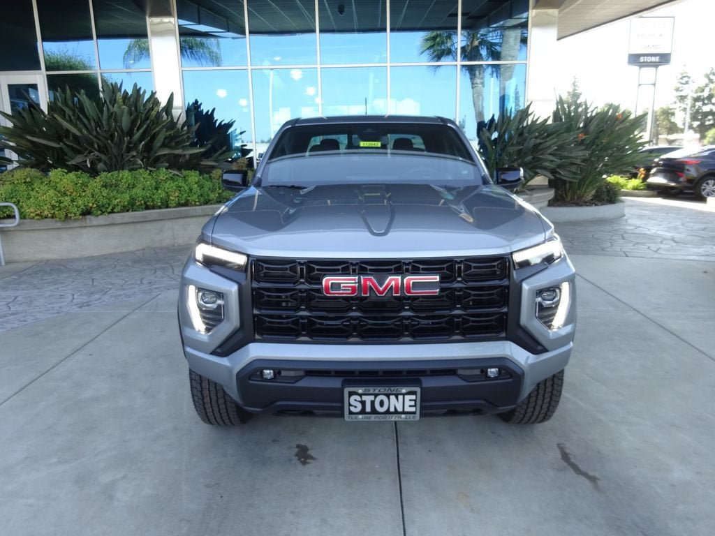 New 2026 GMC Canyon Elevation w/ Convenience Package RWD image 2