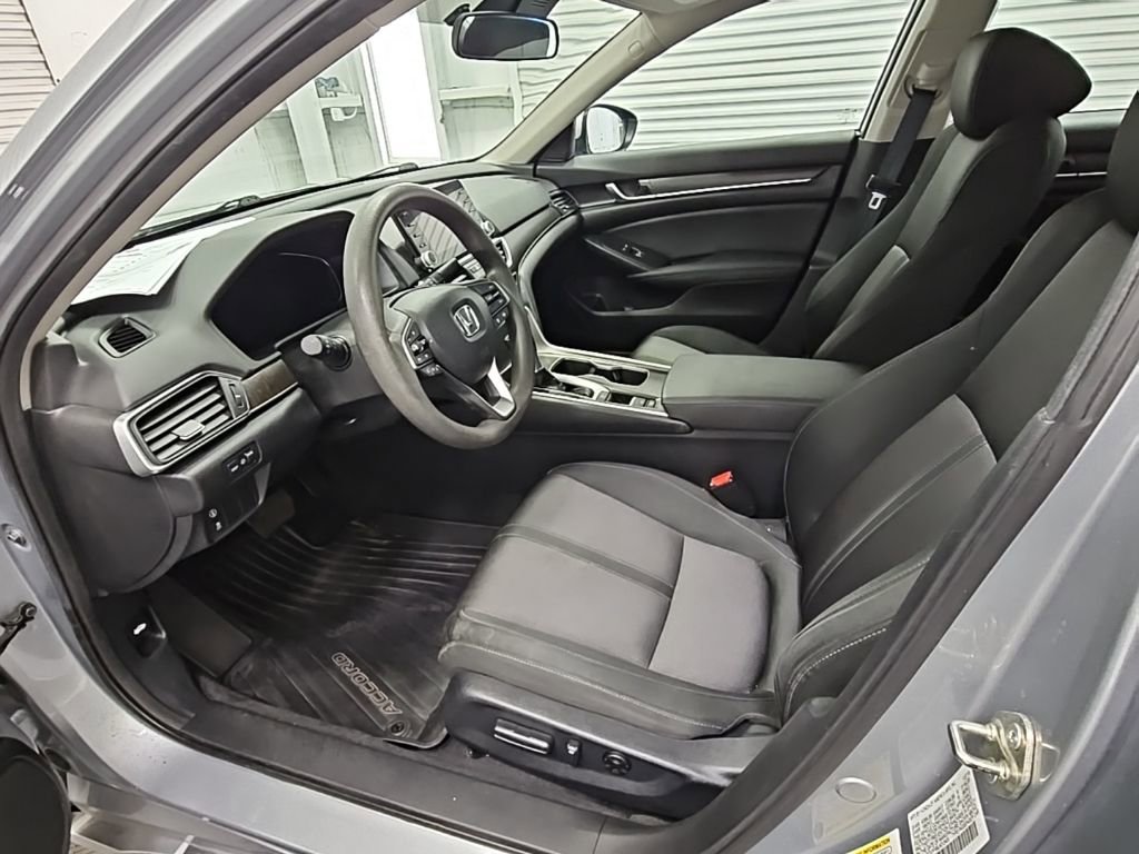Used 2020 Honda Accord EX image 11