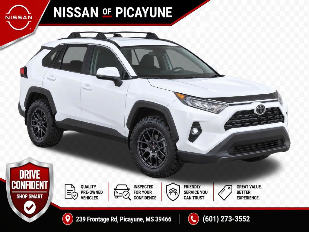 Used 2019 Toyota RAV4 XLE w/ Convenience Package FWD image 8
