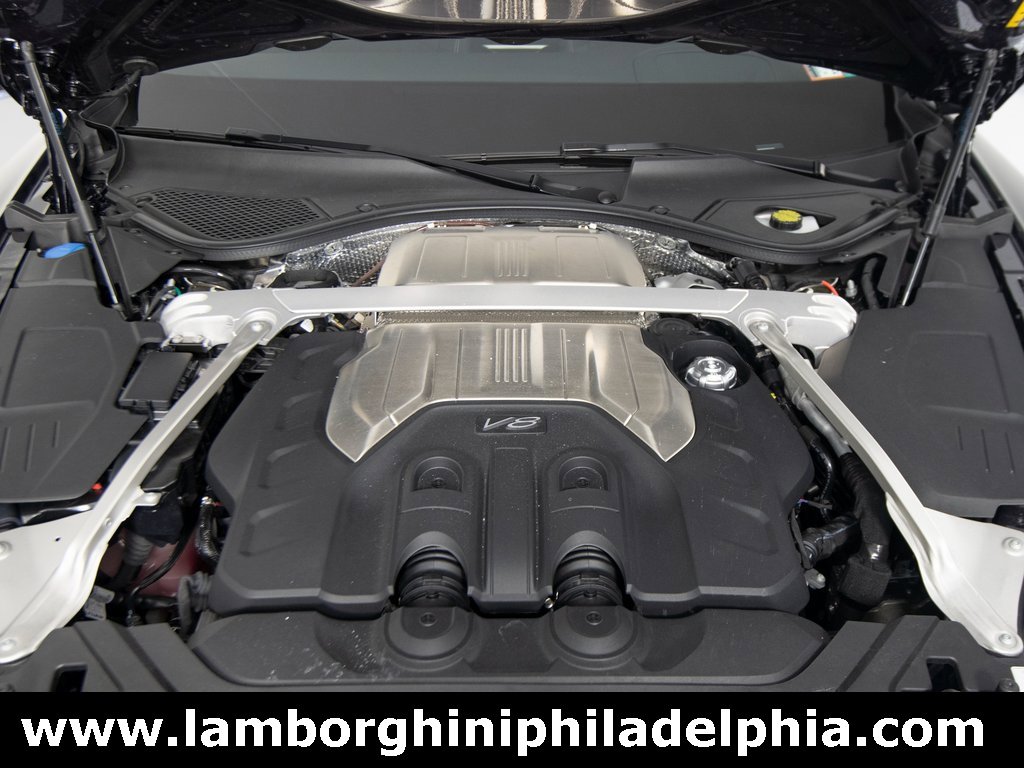 Used 2024 Bentley Flying Spur V8 image 39